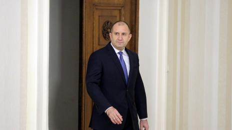 Румен Радев вещае скорошен служебен кабинет