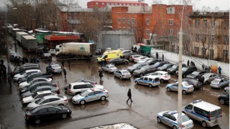 Бивш шеф на фабрика уби охранител в Москва  