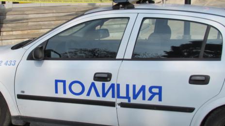 Маскирани обраха бензиностанция в София