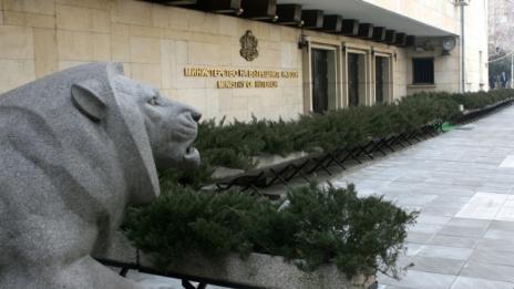 МВР спира временно обработката на документи