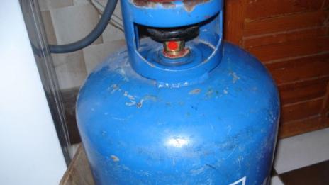Петима ранени при взрив на газова бутилка