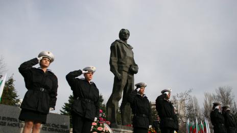 Честват 134 г. Морско училище