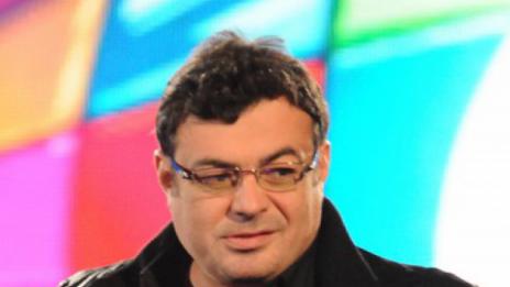 Ласкин пак развя мръсното бельо на Военния театър във Фейсбук