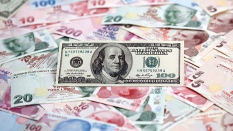 Турската лира продължава да се обезценява спрямо долара и еврото