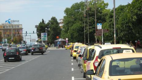 БСП и “Авто`94” искат диалог с кмета по проблеми в таксиметровия бранш