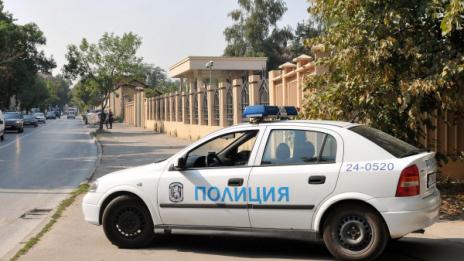 Обвиниха служители на ДАНС и МВР в изнудване за €30 хил.