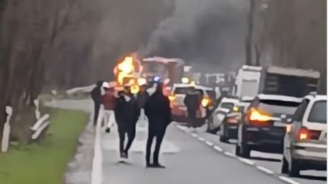 Жена загина на място в катастрофа край Варна