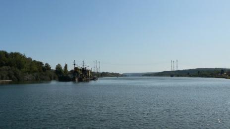 Експерти провериха сигнал за мъртва риба в Белославско езеро 