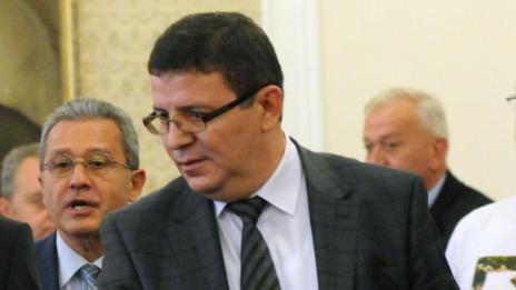 ДПС за кризата във властта: Или разум, или избори