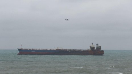 Започна операцията по изтегляне на кораба "Кайрос" край Ахтопол