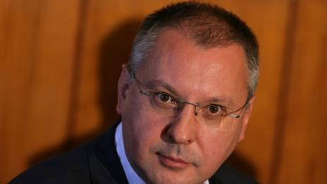 Станишев към Борисов: Да си премерим магистралите!