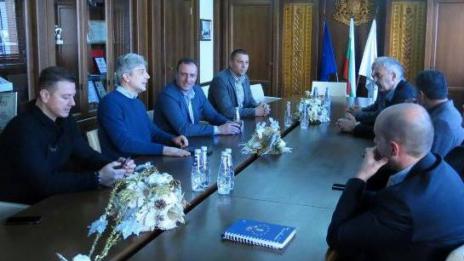 Нено Димов опроверга твърденията за застрояване в Пирин
