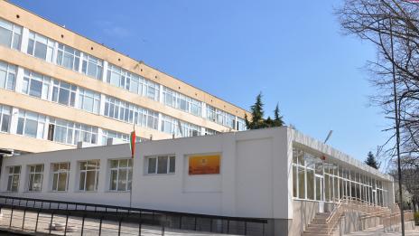 Откриха обновено крило за предучилищна група в ОУ „Черноризец Храбър“