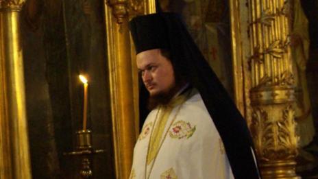 Освен за зарята погват Дионисий и за изчезнали пари