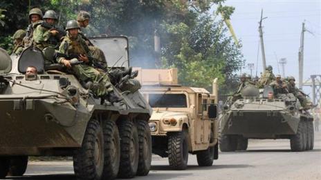 Русия струпва армия на украинската граница