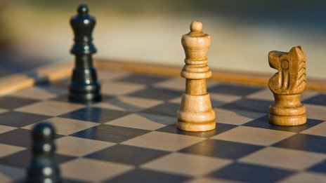 Над 120 шахматисти се събират във Варна днес