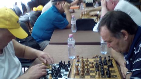 Варна е домакин на национални турнири по шахмат и стрелба с лък за незрящи