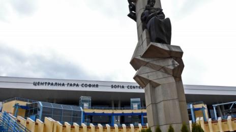 Съмнителен багаж вдигна на крак полицията на Централна гара