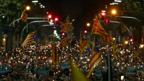 Испания може да загуби 12 млрд.&euro; от БВП заради каталунската криза