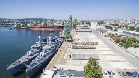 Премахват разделението на морските пристанища