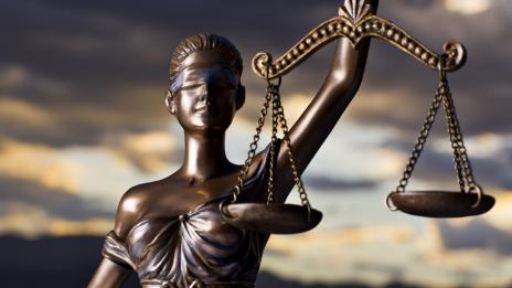 Украинските власти настояват за ареста на молдовец, за да го разследват за грабеж