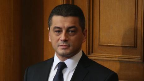 С фонд ще източват държавни енергийни предприятия