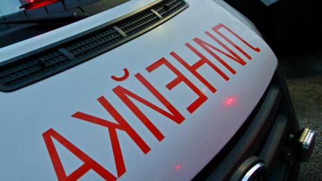 Дете пострада тежко след падане от скали 