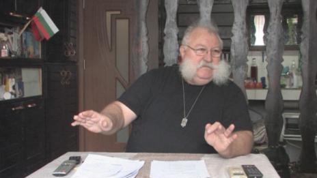 "Досадна грешка" на ВиК остави пенсионер без пари