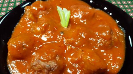 Рецепта на деня: Много вкусни кюфтенца с чуден доматен сос