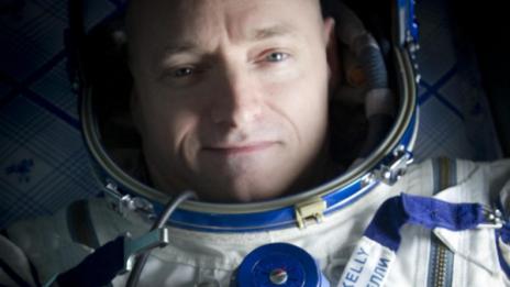 Скот Кели с рекорд сред астронавтите на НАСА 