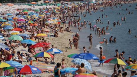 Искат глоби за пияни и шумни туристи в курортите