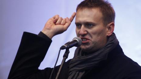 Руски милиардер съди Навални