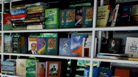 Книжните клубове в Кабул отварят врати към нови светове след войната