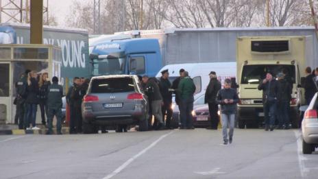 Спецпрокуратурата поиска задържане под стража за граничарите от „Дунав мост"