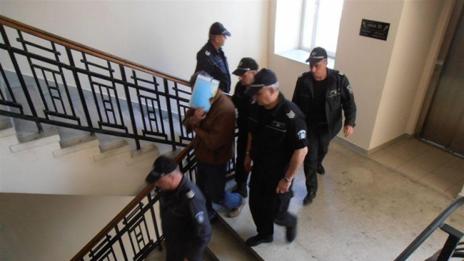 15 години затвор за лекар, убил баща си