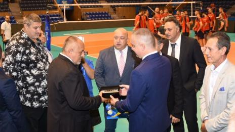 Премиерът: Спортната зала във Варна можеше да се срути и убие хиляди
