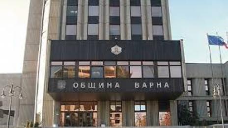 В община Варна вдигат заплатите на чиновниците
