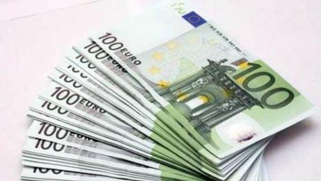 Възрастна жена наряза банкноти за €1 млн., преди да умре