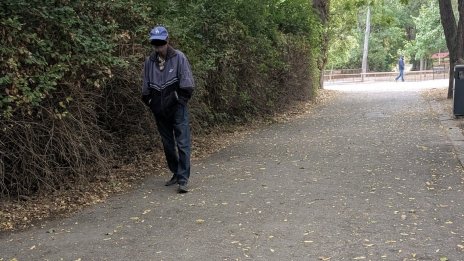 Ексхибиционист плаши жените в парка в "Аспарухово"
