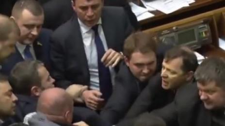 Бой в украинския парламент