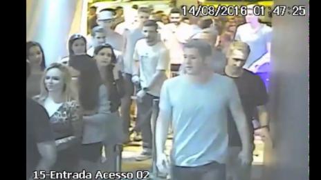 Сгафил американски олимпиец ще дари 11 000 долара за благотворителност (Видео)