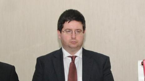Използването на майчин език от ДПС – свещено право