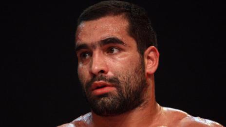 Багата загуби от опитен бразилец в дебюта си в UFC