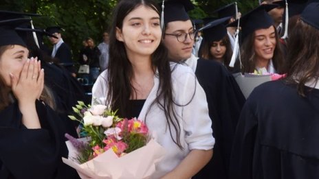 17-годишна българка прави музикален фурор в Италия