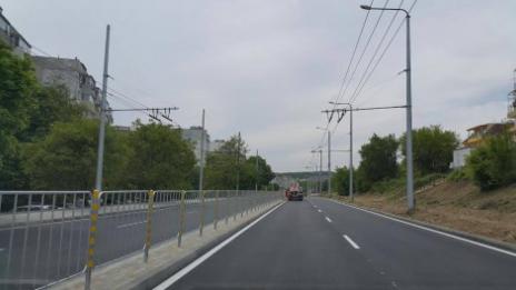 Умни светофари ще спират нощните гонки във Варна