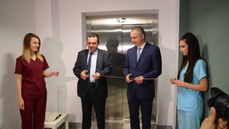 Откриха нов асансьор и параклис в АГ-то във Варна