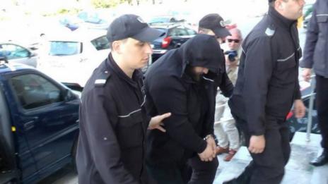Кметът-трафикант от село Топузево остава в ареста