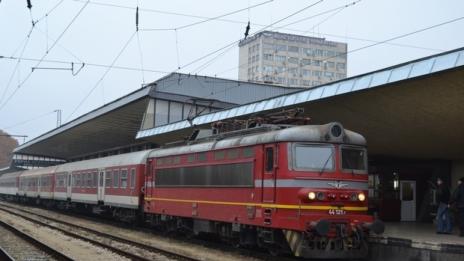 Спират влаковете по Подбалканската жп линия