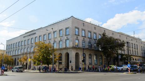 Медици ще дежурят на местата за получаване на пенсиите във Варна
