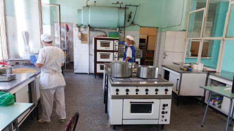 Догодина Варна ще има първата в страната кухня за деца на специални диети